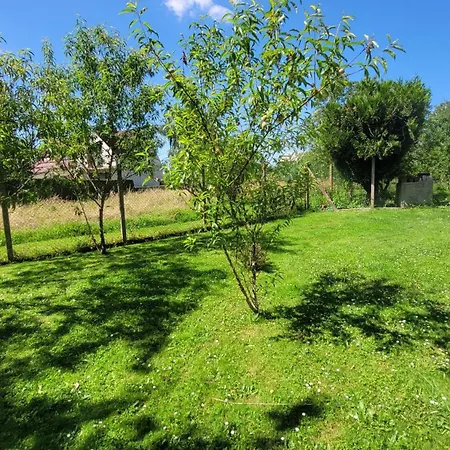 Le Truc En Plus, Accessibles Pmr, Appartement 45 M2 Mitoyen Dans Une Maison Avec Un Autre Appartement Guérard Extérieur photo